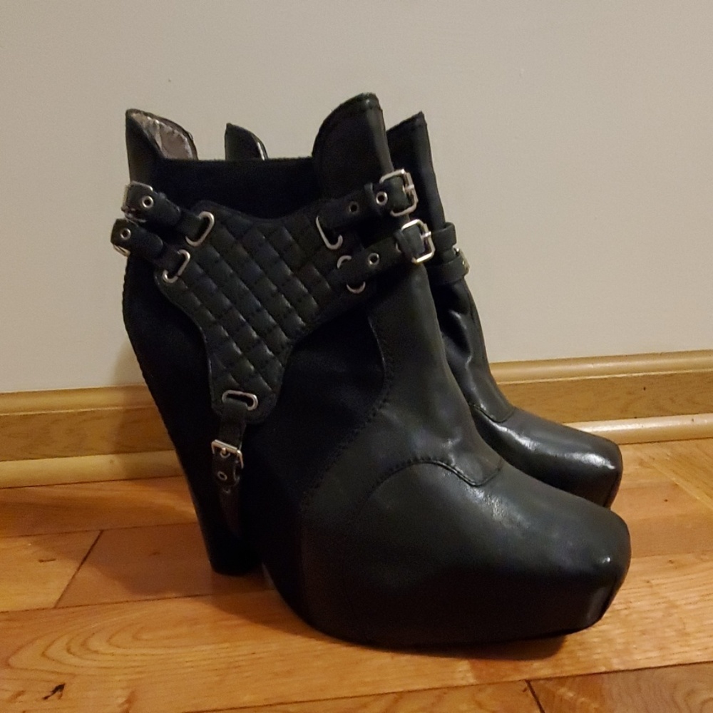 Sam Edelman Zoe